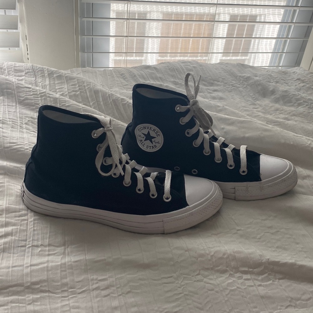 black high top converse